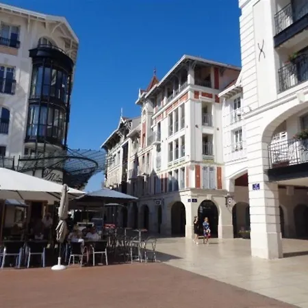House Agreable Maison De 3 Chambres Dans Quartier Residentiel Villa